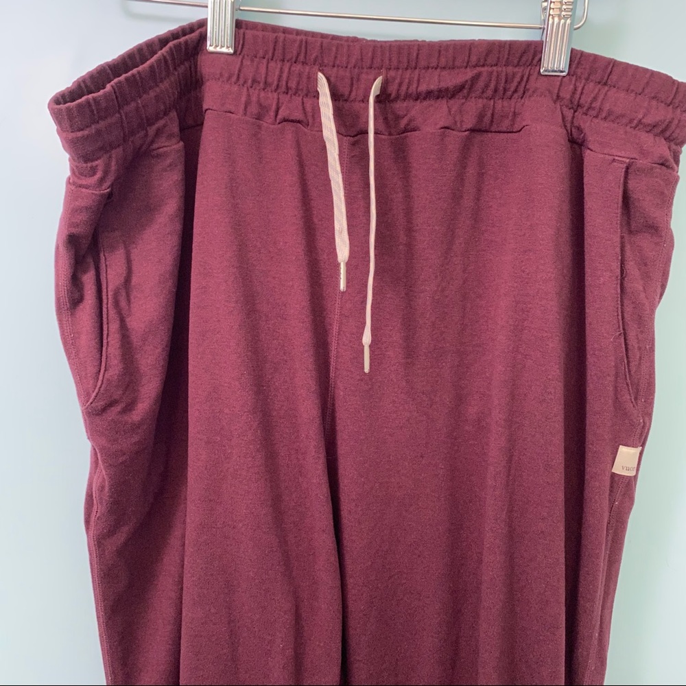 Vuori Performance Joggers, Burgundy